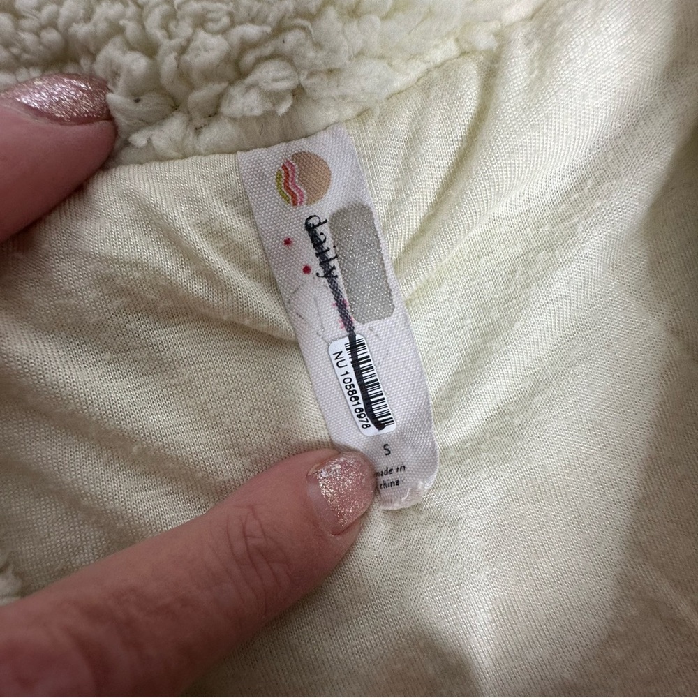 FINAL Last DAY Anthropologie Daily Practice Cream Long Sleeve Sherpa Jacket s - Picture 13 of 14